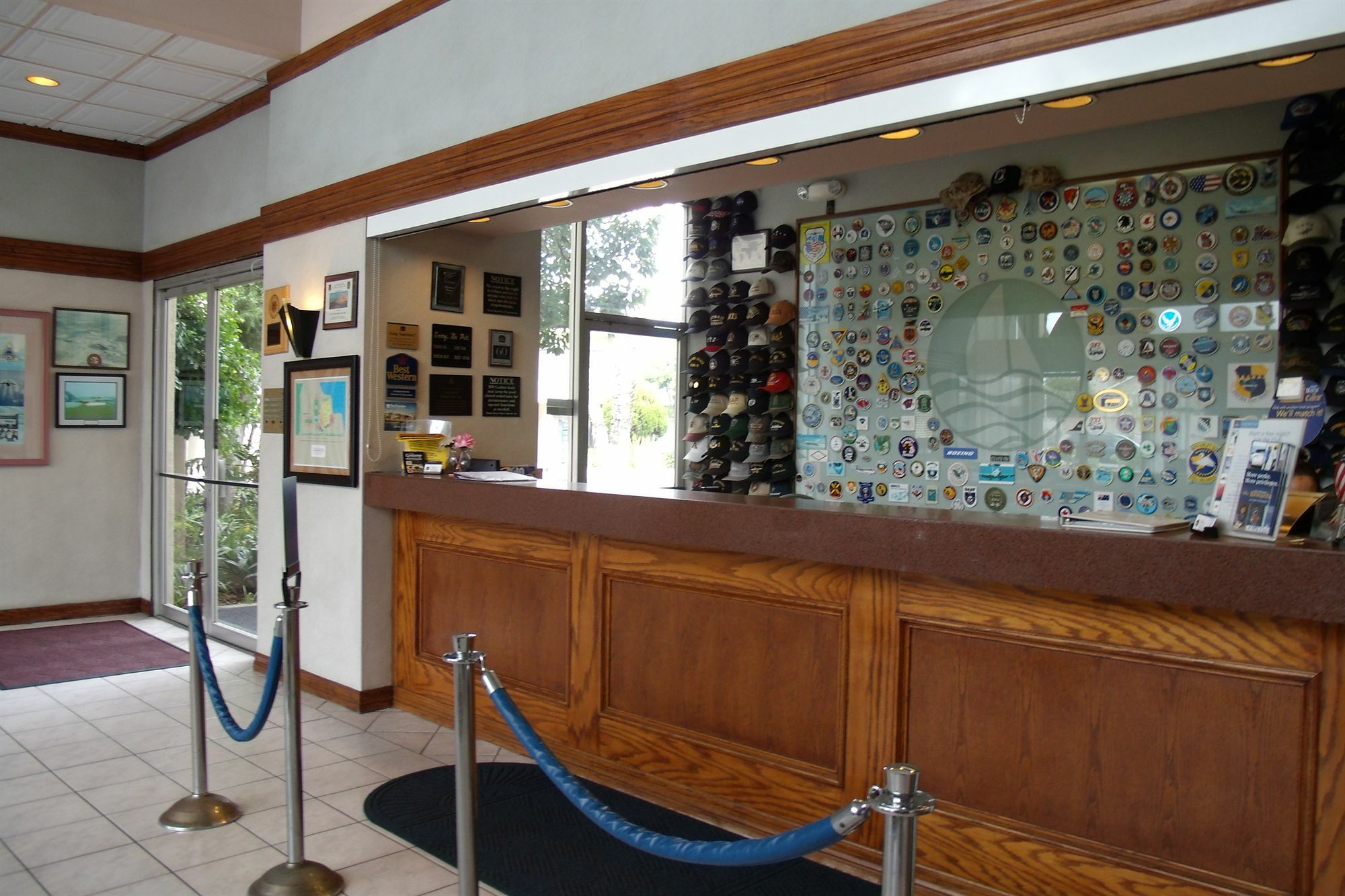 Best Western Golden Sails Hotel ロングビーチ エクステリア 写真